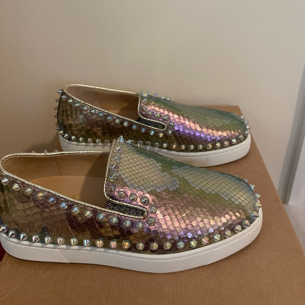 CHRISTIAN LOUBOUTIN SHOE 34.5